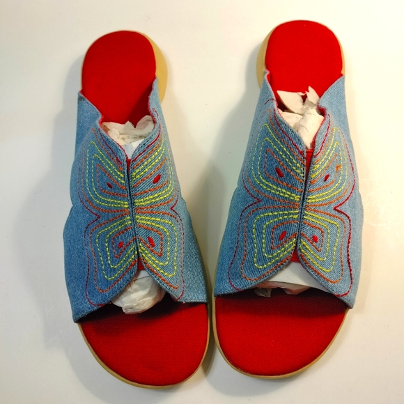 European And American Red Embroidered Butterfly Slide Sandals